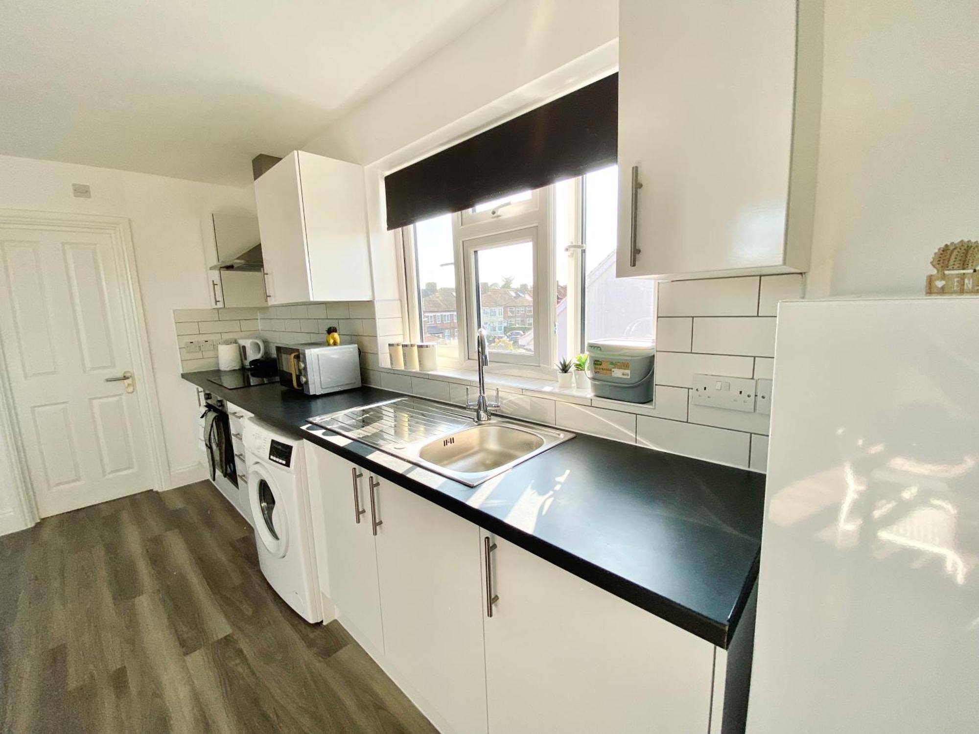 Bright Studio Loft 30Min To Central London Exterior photo